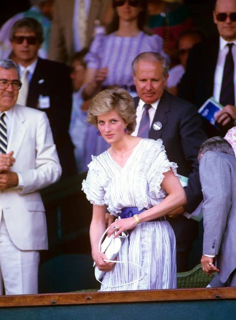 的前场进攻 的前场进攻