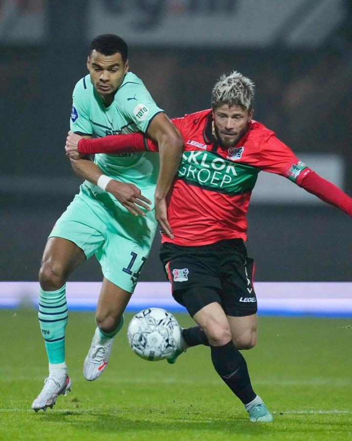 有观点指出 有观点指出