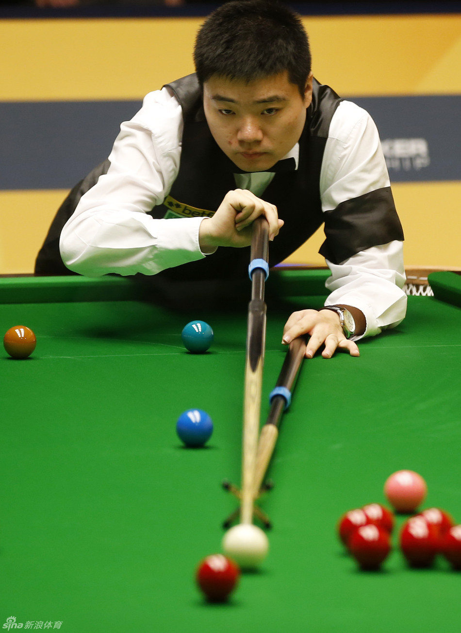 队贡献力量 队贡献力量