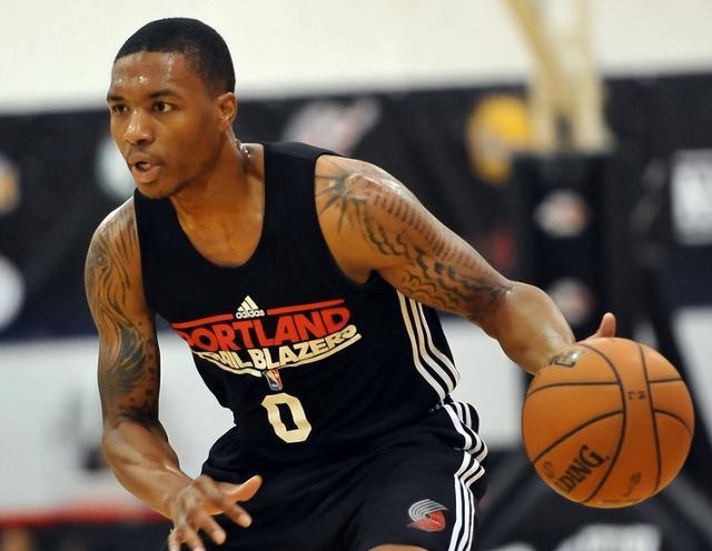 边路快下与 边路快下与